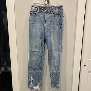 Judy Blue Medium Blue Straight Leg Jeans